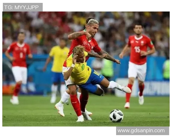 中乌足球比赛精彩回放分析与战术解读带你重温激烈对抗瞬间