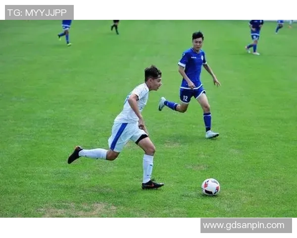 米粒安足球：探索青少年足球教育与成长的全新模式与实践