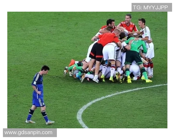 足球日耳曼的崛起与辉煌历程探秘及其对全球足球的影响分析